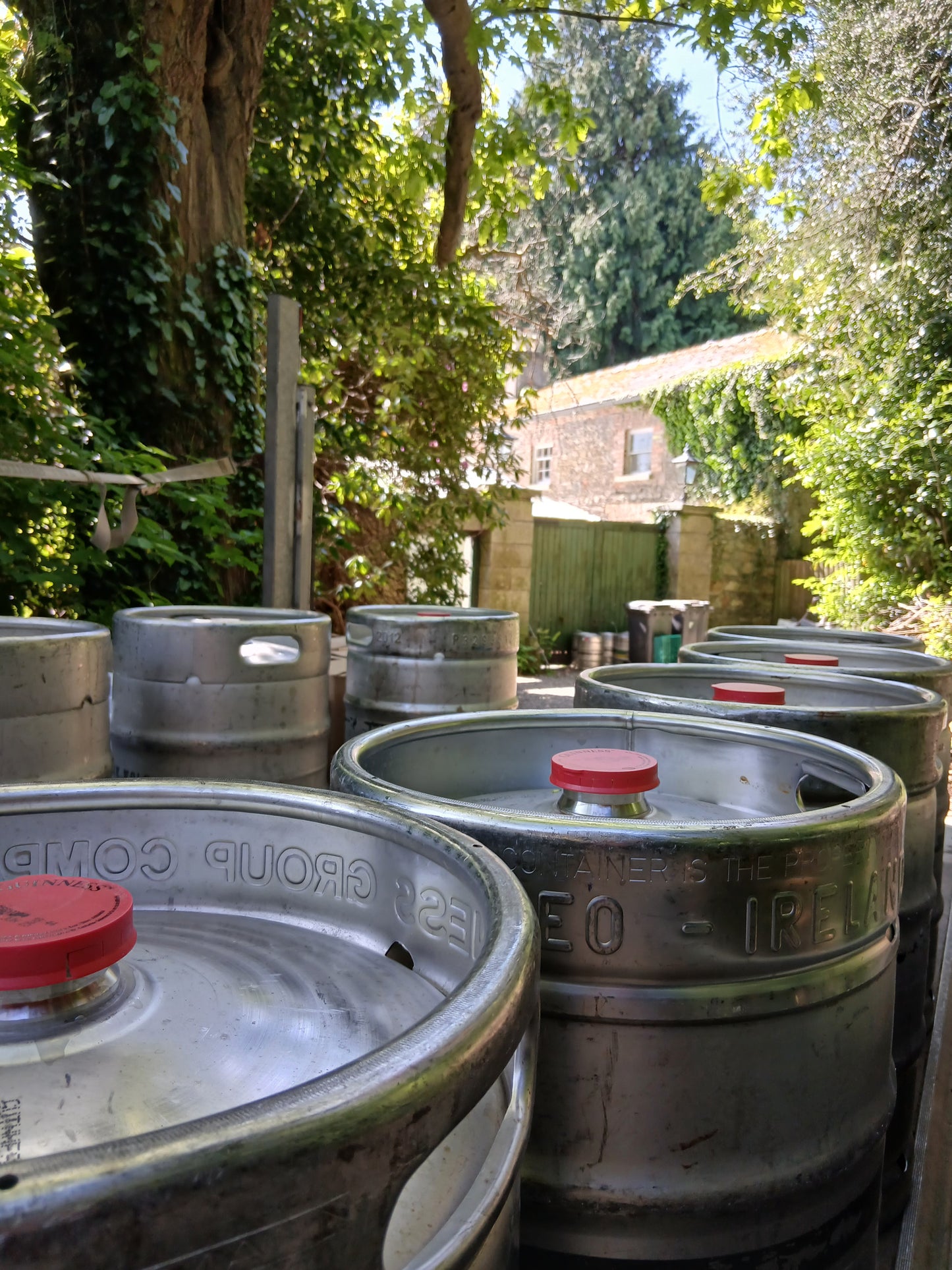 Emergency Service - TheKegCru.ie