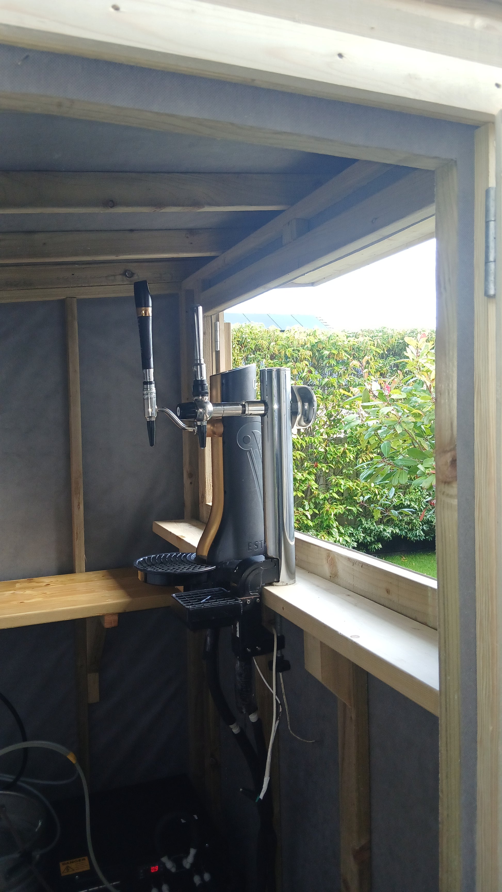 On-Site Home Bar Service (less then 1 hour - €60 Refund!) - TheKegCru.ie